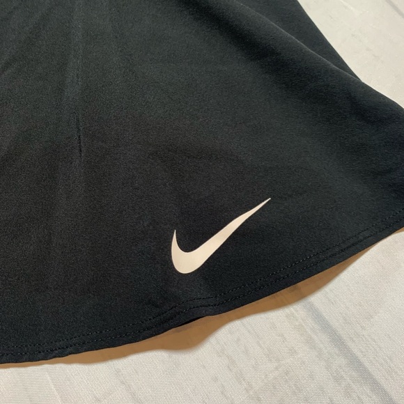 Nike Dri-Fit pull on skort. Size S. - Picture 4 of 9
